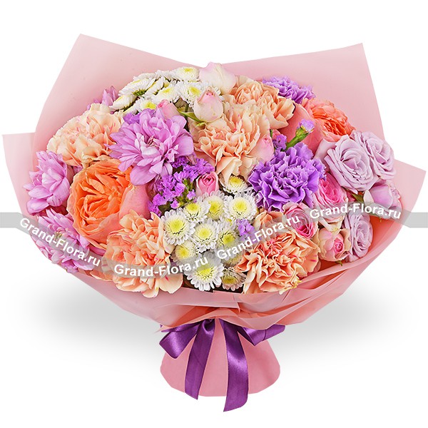 Акварель – букет из персиковых роз и гвоздик