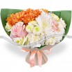Цветочный луг - букет с белой эустомой и хризантемой 2