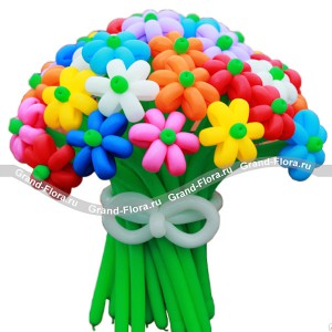 Букет цветных ромашек из шаров
