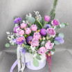 Лиловый праздник - коробка с кустовыми розами и нобилисом 3