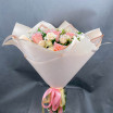Нежность - букет из роз и кустовых хризантем 2