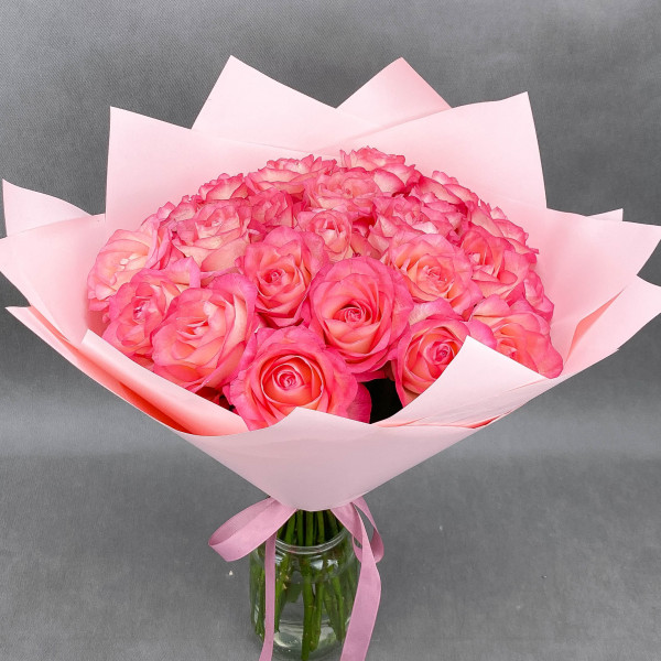 Великолепие – букет из розовых роз
